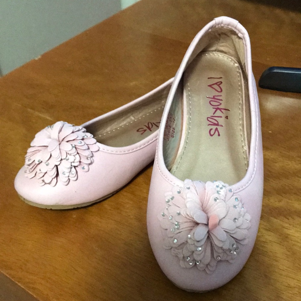 Toddler girl flats